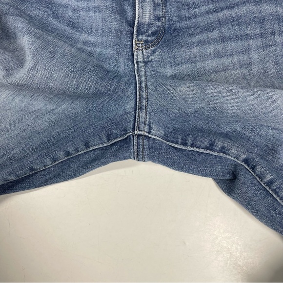 Not Your Daughters Jeans Relaxed Straight Jeans Size 6 Light Blue Stonington - Picture 5 of 6